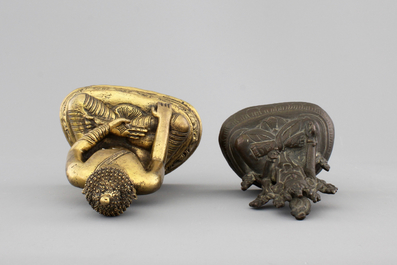 A Chinese gilt bronze seated buddha and a bronze Tara, 18/19th C.