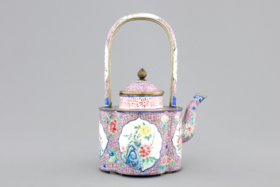 A fine Chinese Canton enamel teapot, Qianlong, 18th C.