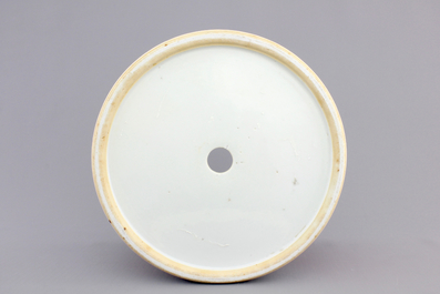 A large Chinese porcelain iron-red "Longevity" brush pot, 19/20th C.