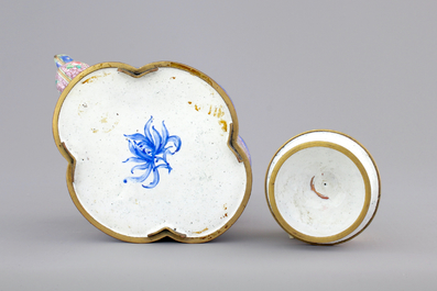 A fine Chinese Canton enamel teapot, Qianlong, 18th C.