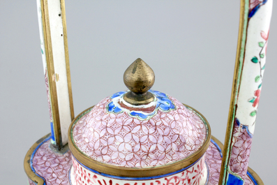 A fine Chinese Canton enamel teapot, Qianlong, 18th C.