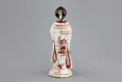 A Japanese porcelain figure of a male official, 17/18th C.
