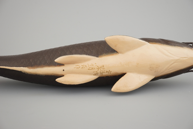 A set of Japanese koi-carps in wooden box, Onaka Suigetsu Kyujiro (1893-1975), 20th C.