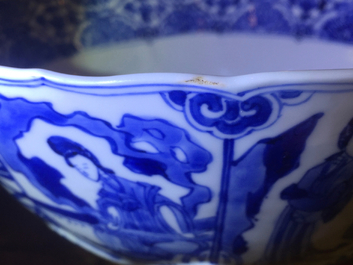 An attractive blue and white Chinese porcelain bowl with Long Elizas, Kangxi, ca. 1700