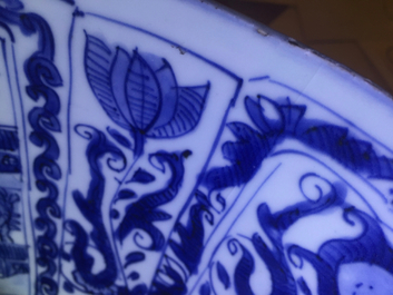 Un grand bol bleu et blanc, &eacute;poque Wan-Li (1573-1619), Dynastie Ming
