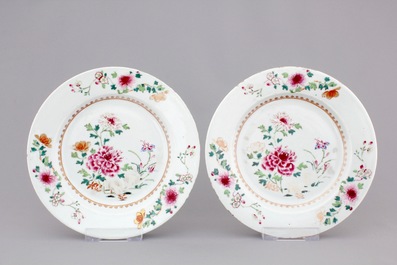 4 Chinese famille rose porcelain plates: one with peacocks and three floral, Qianlong, 18th C.