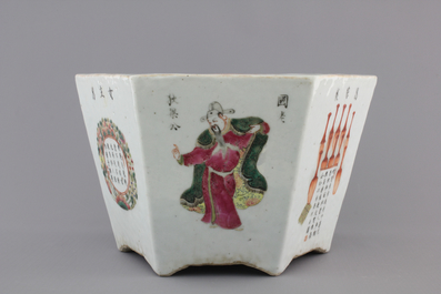 A hexagonal Chinese famille rose porcelain "Wu Shuang Pu" jardiniere, 19th C.