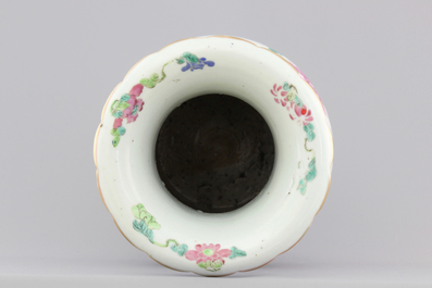 A Chinese porcelain famille rose vase with dragons, 19th C.