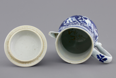 A blue and white Chinese porcelain jug and cover, Kangxi, ca. 1700