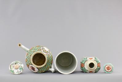 A Chinese famille verte porcelain teapot, a tea caddy and a hat stand, 19th C.