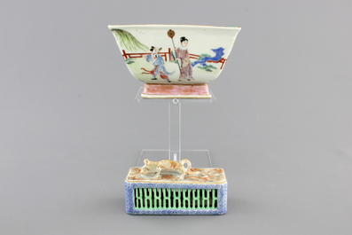 A Chinese famille rose square bowl and reticulated box, 19/20th C.