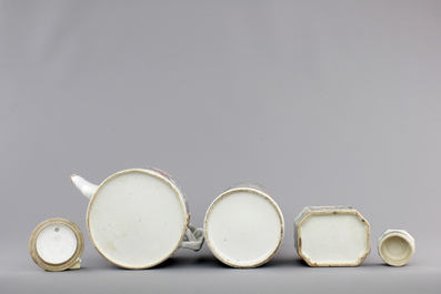 A Chinese famille verte porcelain teapot, a tea caddy and a hat stand, 19th C.