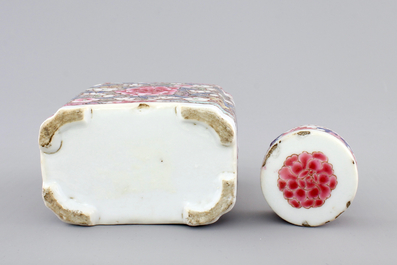 A Chinese famille rose export porcelain tea caddy, Qianlong, 18th C.