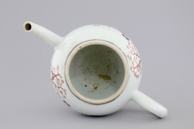 A Chinese famille rose export porcelain teapot and saucer with European subjects, Qianlong, 18th C.