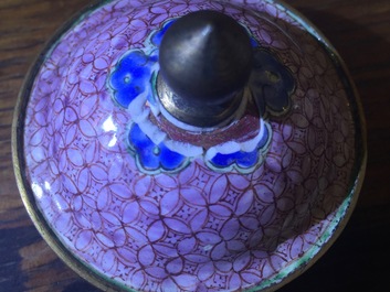 A fine Chinese Canton enamel teapot, Qianlong, 18th C.