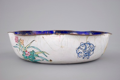 Five Chinese Canton enamel pieces, inc. a large bowl and covered cup on stand, 18/19th C.