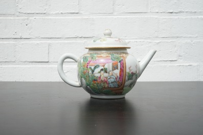 Th&eacute;i&egrave;re couverte tr&egrave;s fine en porcelaine de Chine pour l'export, Qianlong, 18e