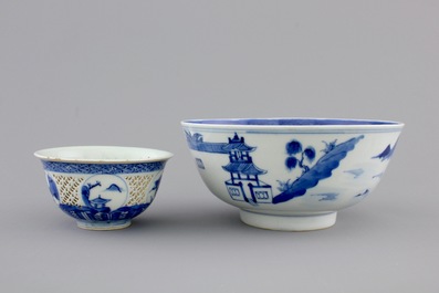Two Chinese blue and white porcelain bowls, one open-worked, 17/18th C.