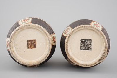 A tall pair of Chinese famille verte crackle glaze vases, Nanking, 19th C.
