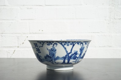 A blue and white Chinese porcelain bowl with "Long Elizas", Kangxi, ca. 1700