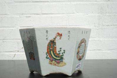 A hexagonal Chinese famille rose porcelain "Wu Shuang Pu" jardiniere, 19th C.