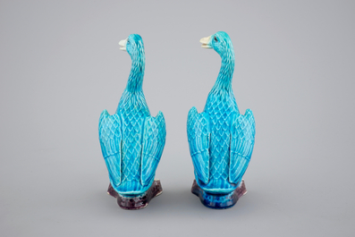 Two large blue and white dishes, 3 Imari plates, two mandarin saucers, all 18th C. and two ducks, 19/20th C.