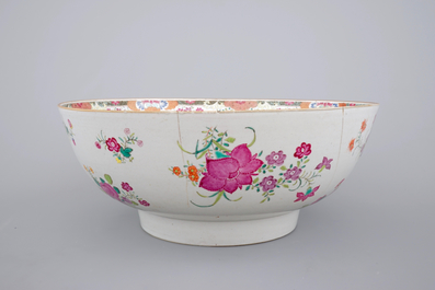A massive Chinese famille rose export porcelain bowl with flowers, Qianlong, 18th C.