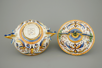 Un bol et son couvercle en majolique de Deruta, 17&egrave;me