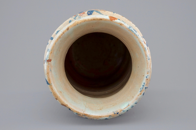 A blue and white Spanish splattered albarello, 18th C.