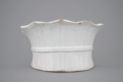 A white Delft pottery wall flower holder, 18th C.