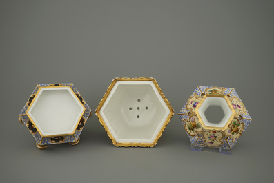 Un pot-pourri en porcelaine de Jacob Petit, Paris, vers 1835