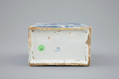 A fine blue and white Dutch Delft chinoiserie tea caddy, Kangxi style, ca. 1700