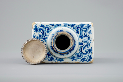 A fine blue and white Dutch Delft chinoiserie tea caddy, Kangxi style, ca. 1700