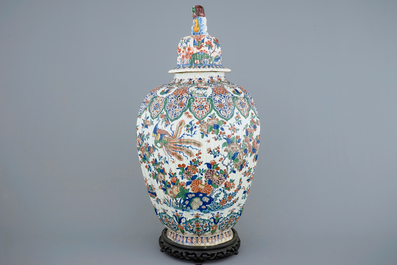 A Dutch Delft vase and cover in cashmere palette, ca. 1700