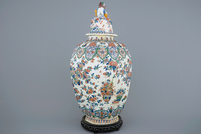 A Dutch Delft vase and cover in cashmere palette, ca. 1700