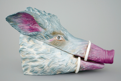 A porcelain boar's head tureen, Germany, 20th C.