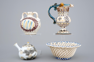Un lot de fa&iuml;ences espagnoles de Talavera et Andujar, 18/19&egrave;me