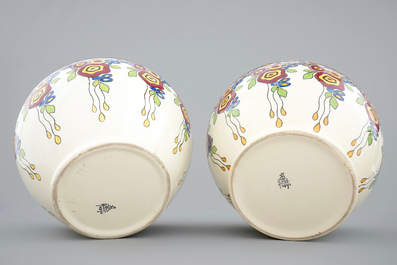 Een lot Boch K&eacute;ramis art deco: drie cachepots en een vaas, 20e eeuw
