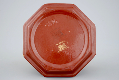 Un pique-fleurs art deco en fa&iuml;ence de Saint-Ghislain, vers 1930