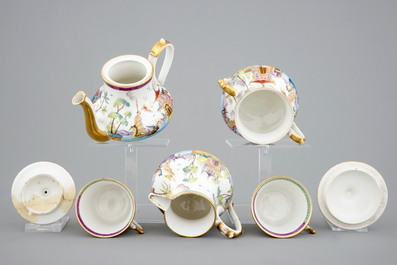 Une service &agrave; th&eacute; (t&ecirc;te-&agrave;-t&ecirc;te) pour deux en porcelaine de Bayeux, 19&egrave;me