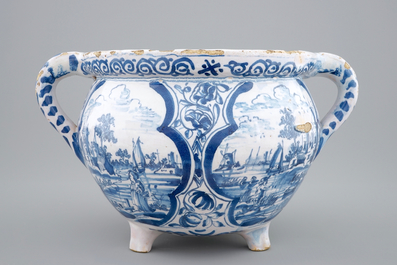 Un bol &agrave; verser au d&eacute;cor de paysages, Harlingen, la Frise, dat&eacute; 1708