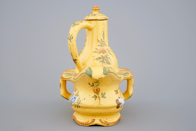 3 Dutch Delft plates and a French faience oil and vinegar set, 18/19th C.