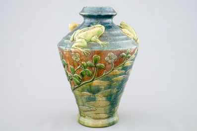 A Flemish pottery Art Nouveau vase with frogs, signed MP for Maes, Torhout, 20th C.