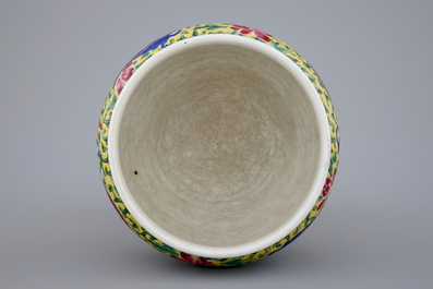 An unusual Chinese famille rose stem cup with dragons, 19th C.