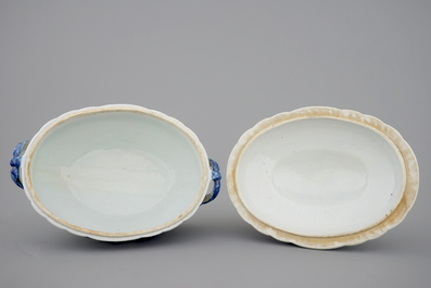 A Chinese blue and white export tureen on stand, Qianlong, 18th C.
