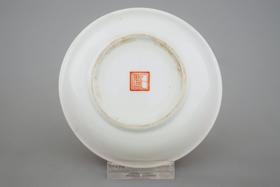 A collection of 9 various Chinese porcelain objects, famille rose and Qianjiang cai, 19/20th C.