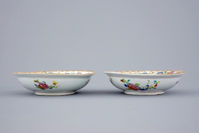 A rare pair of Chinese export porcelain "Pompadour" oval bowls, ca. 1745
