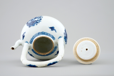 A Chinese blue and white high-handled dragons teapot, Kangxi