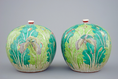 A pair of Chinese "cabbage and insects" ginger jars and covers, 19th C.