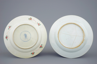A Chinese famille verte plate and a famille rose plate, Kangxi/Yongzheng